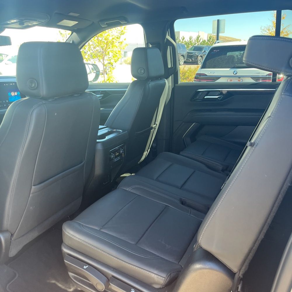2025 Chevrolet Suburban Z71