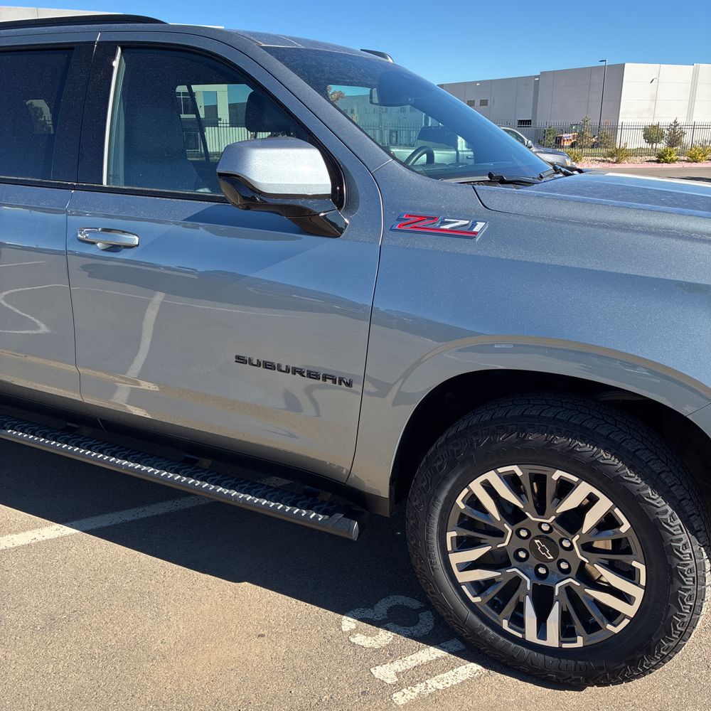2025 Chevrolet Suburban Z71