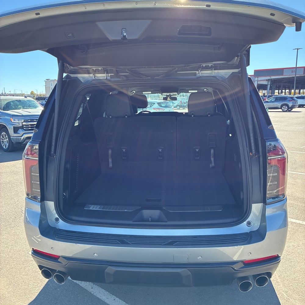 2025 Chevrolet Suburban Z71