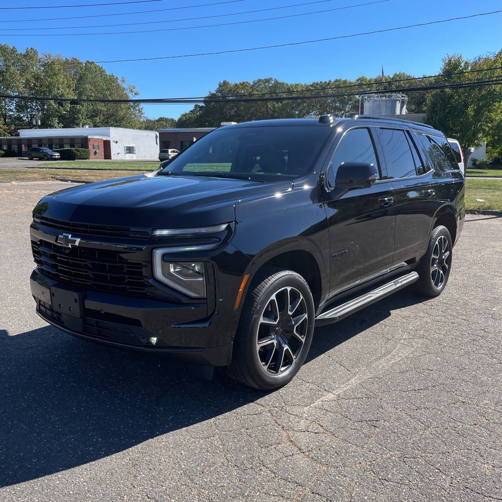 2025 Chevrolet Tahoe RST