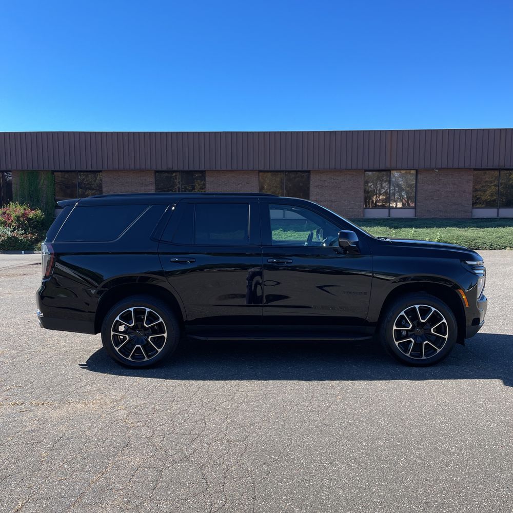 2025 Chevrolet Tahoe RST