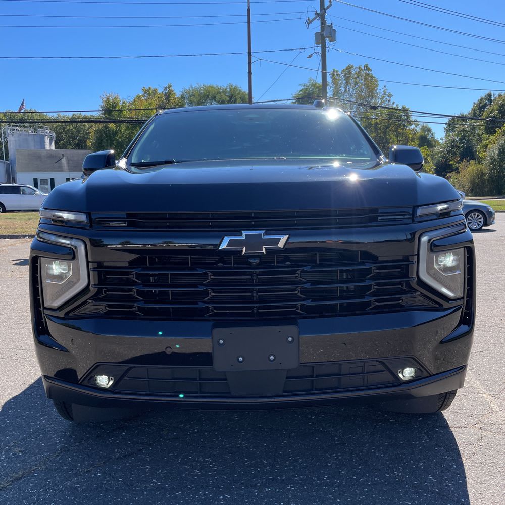 2025 Chevrolet Tahoe RST
