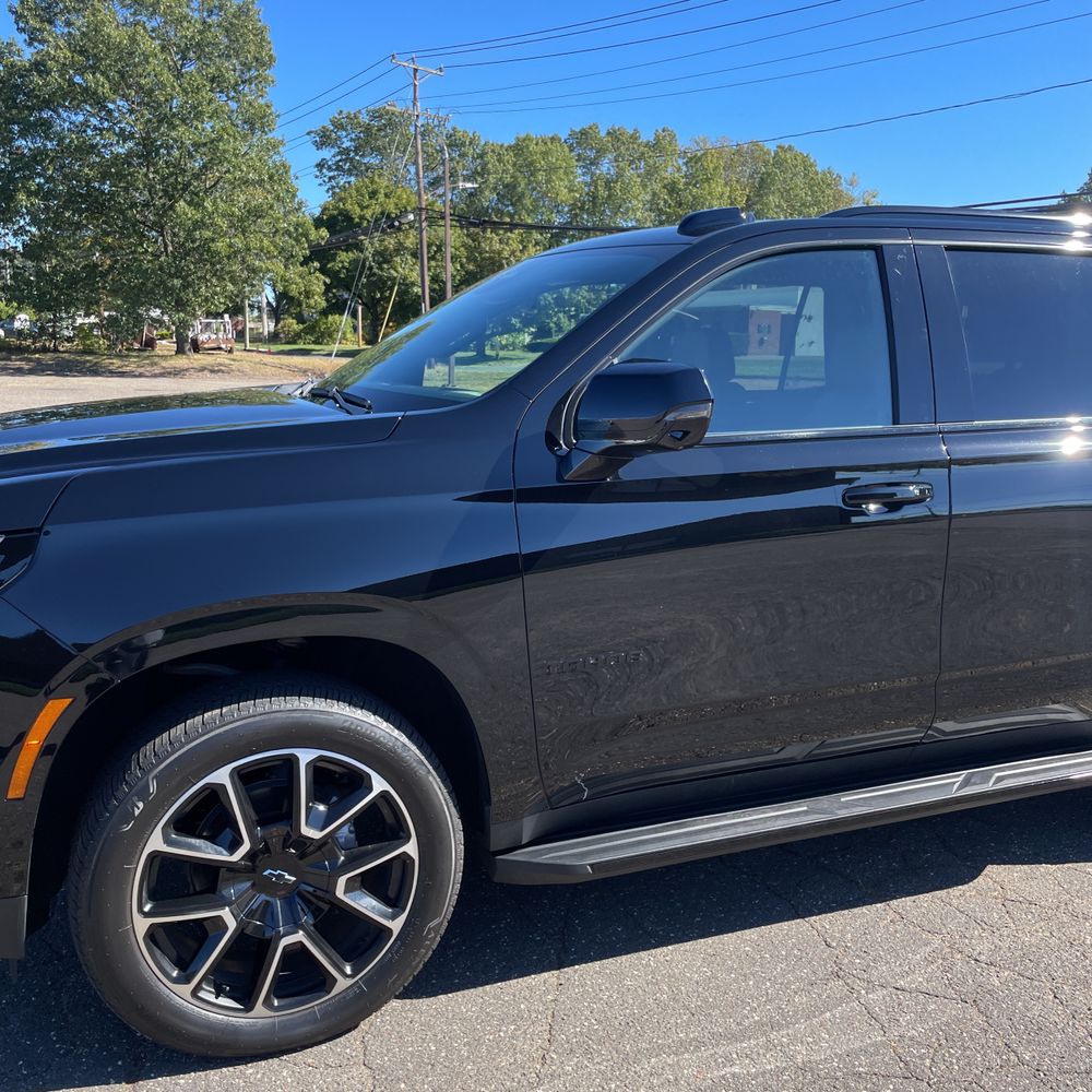 2025 Chevrolet Tahoe RST
