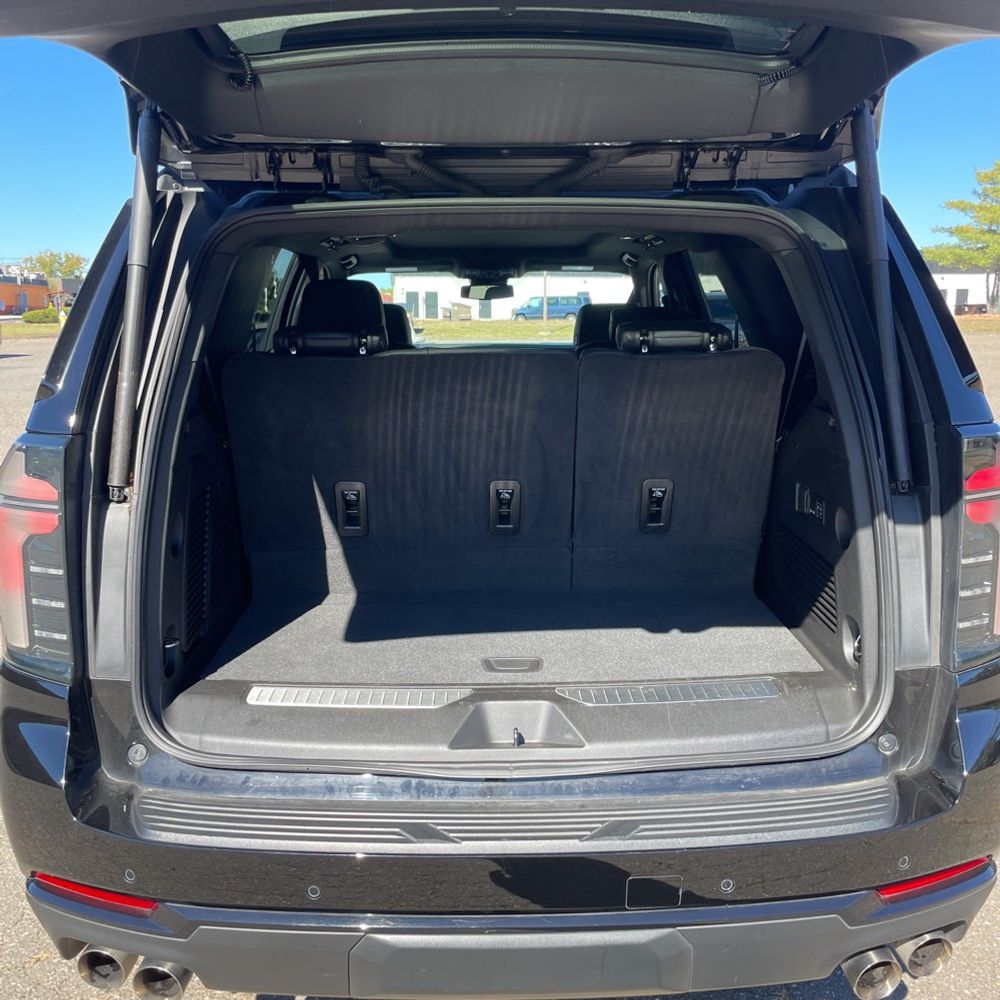 2025 Chevrolet Tahoe RST