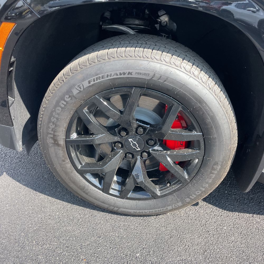 2025 Chevrolet Tahoe RST