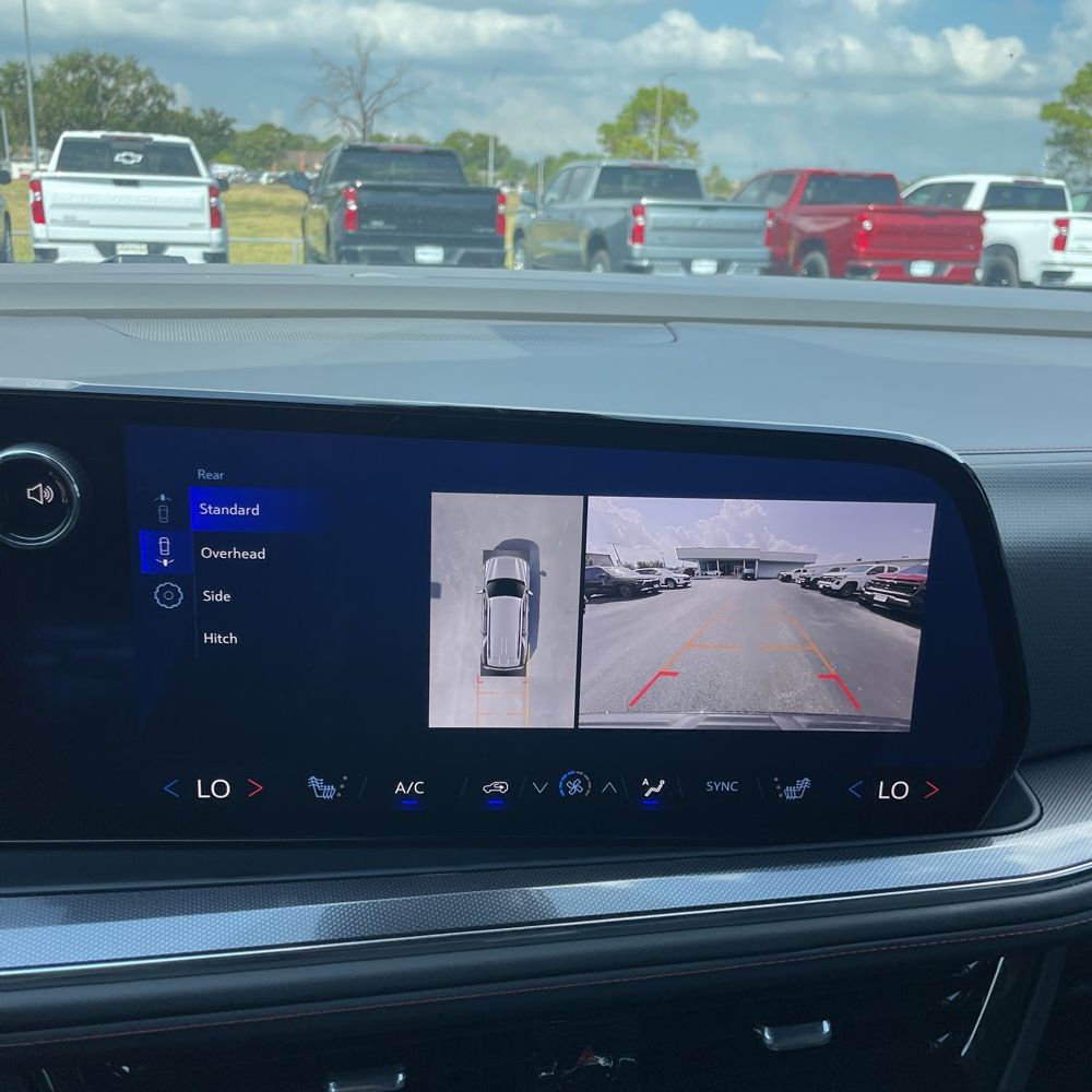 2025 Chevrolet Tahoe RST