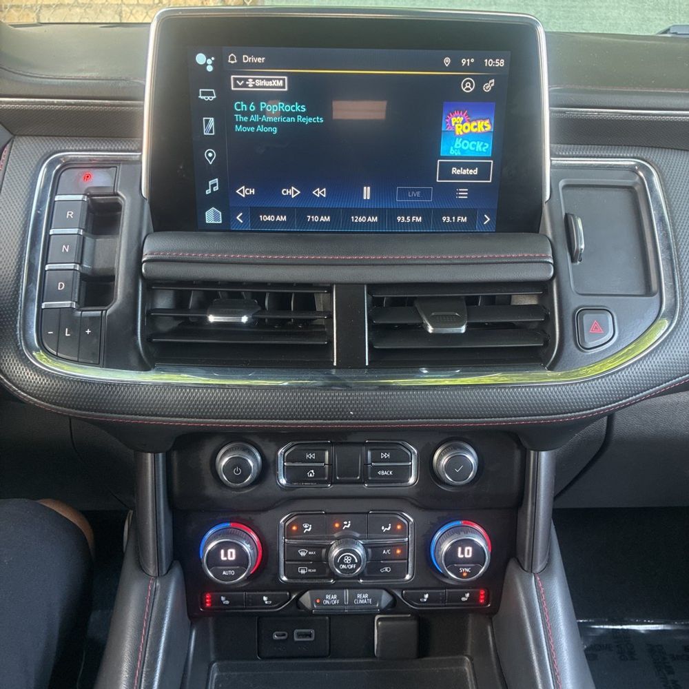 2023 Chevrolet Suburban RST
