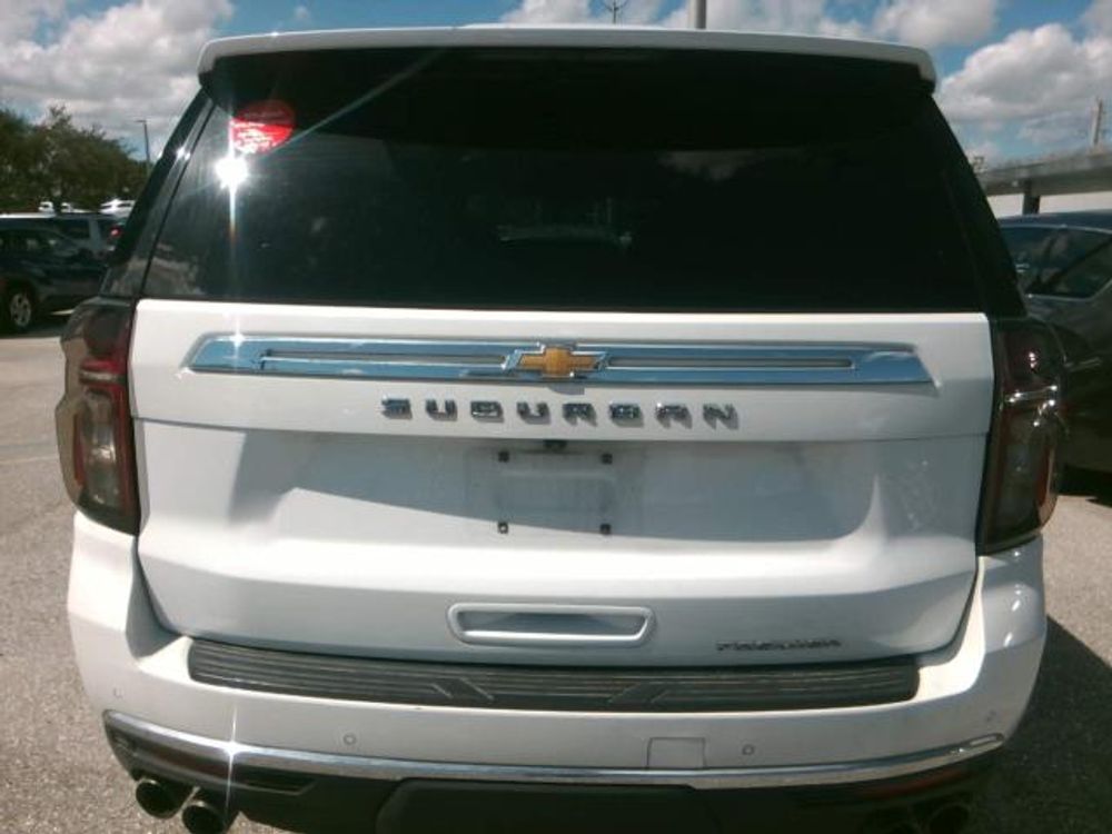 2023 Chevrolet Suburban Premier