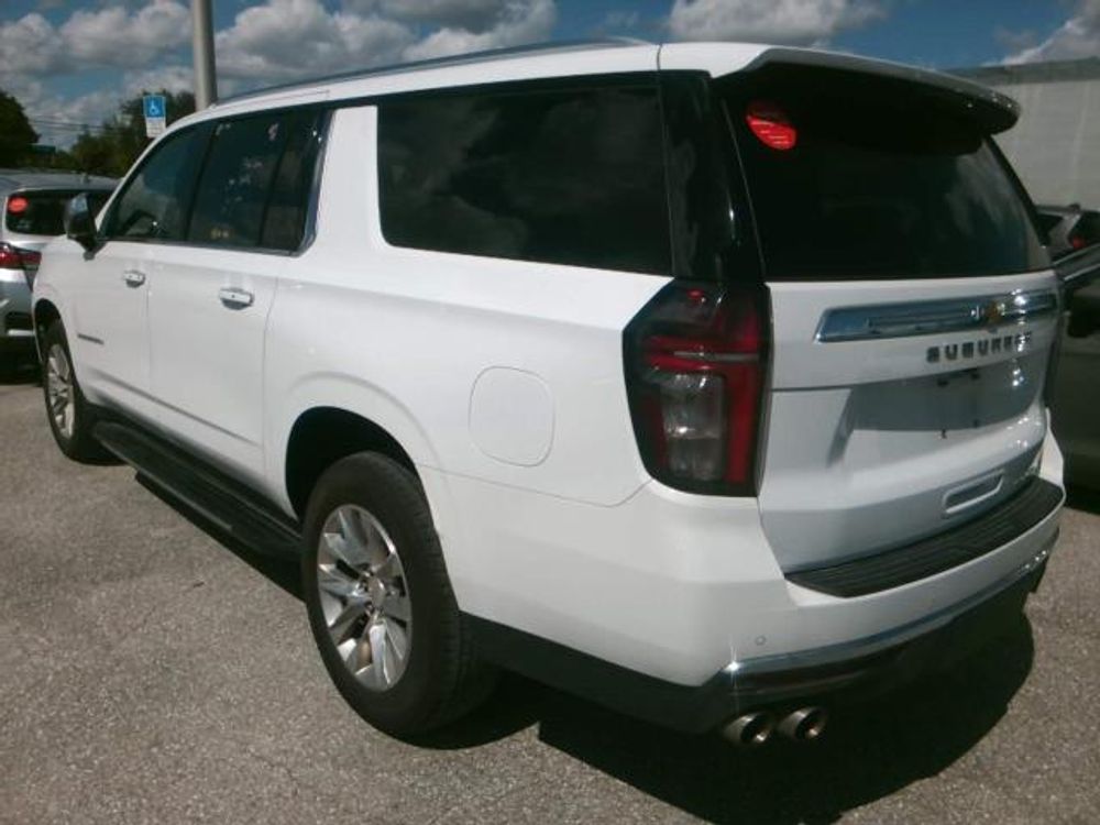 2023 Chevrolet Suburban Premier