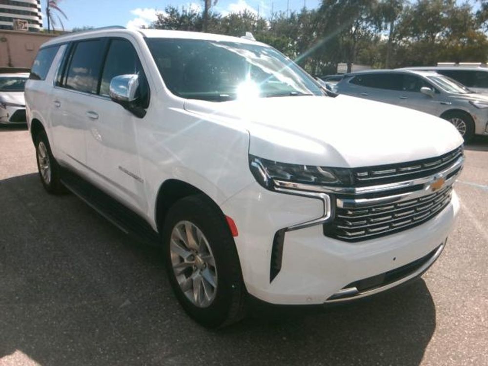 2023 Chevrolet Suburban Premier