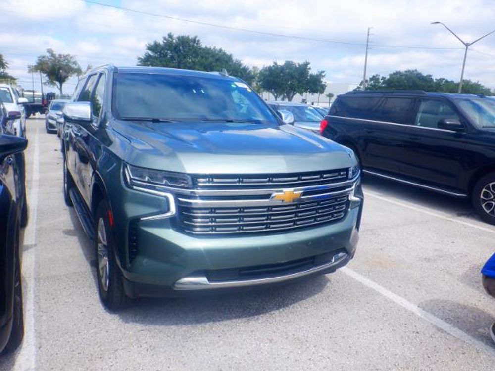 2023 Chevrolet Suburban Premier