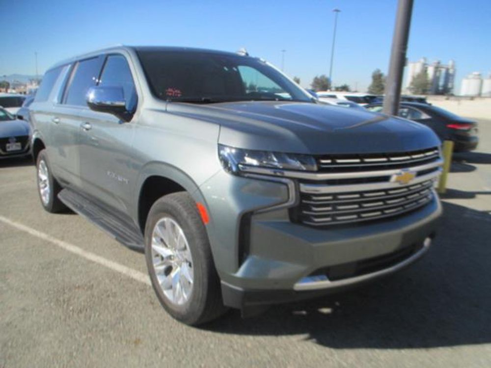 2023 Chevrolet Suburban Premier