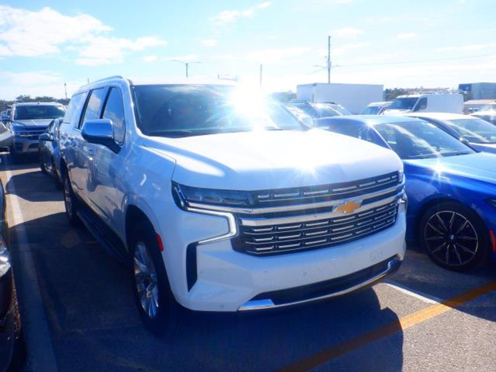 2023 Chevrolet Suburban Premier