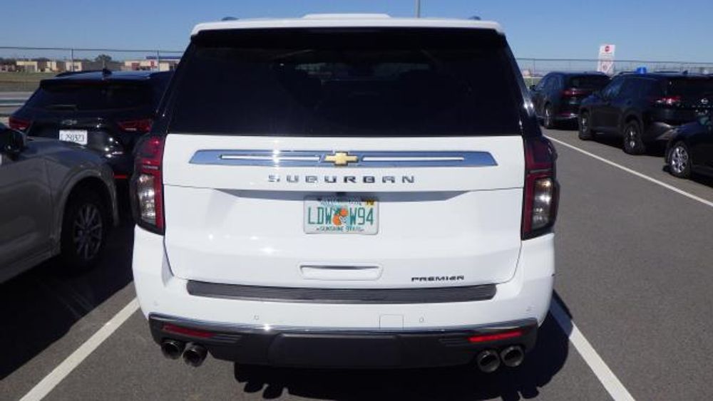 2023 Chevrolet Suburban Premier