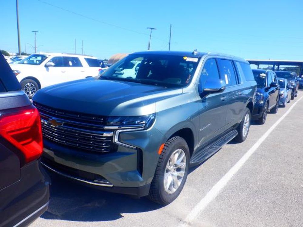 2023 Chevrolet Suburban Premier