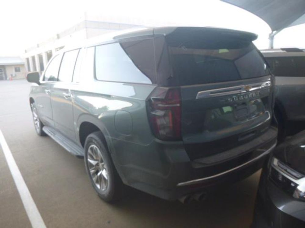 2023 Chevrolet Suburban Premier