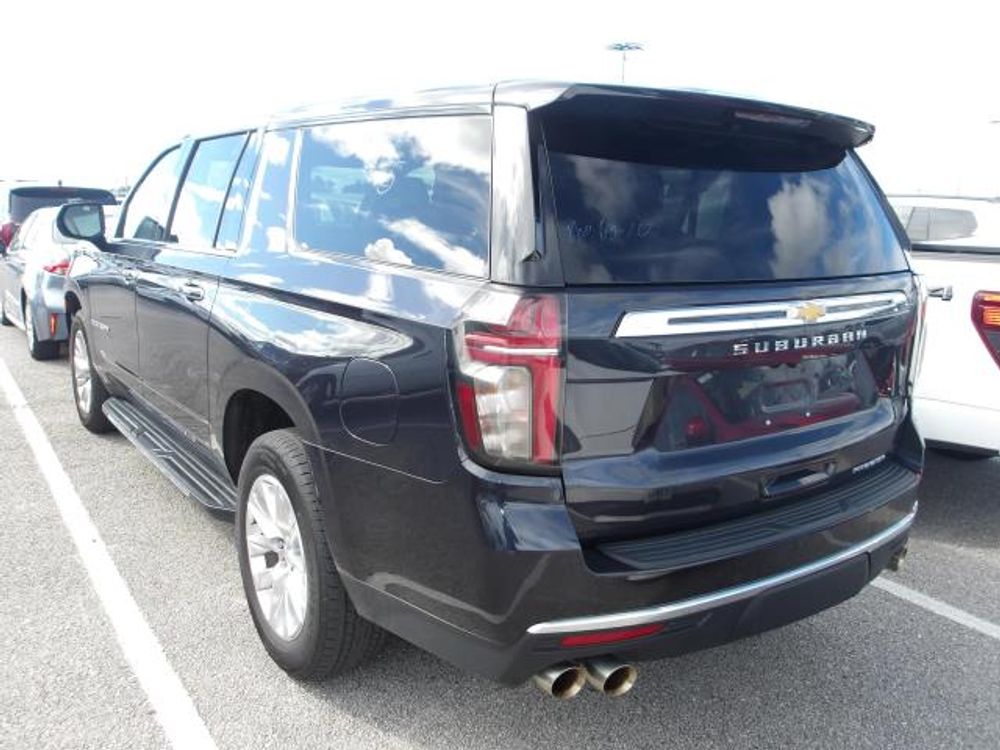 2023 Chevrolet Suburban Premier
