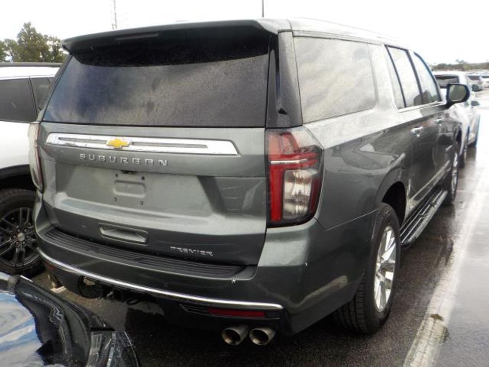 2023 Chevrolet Suburban Premier