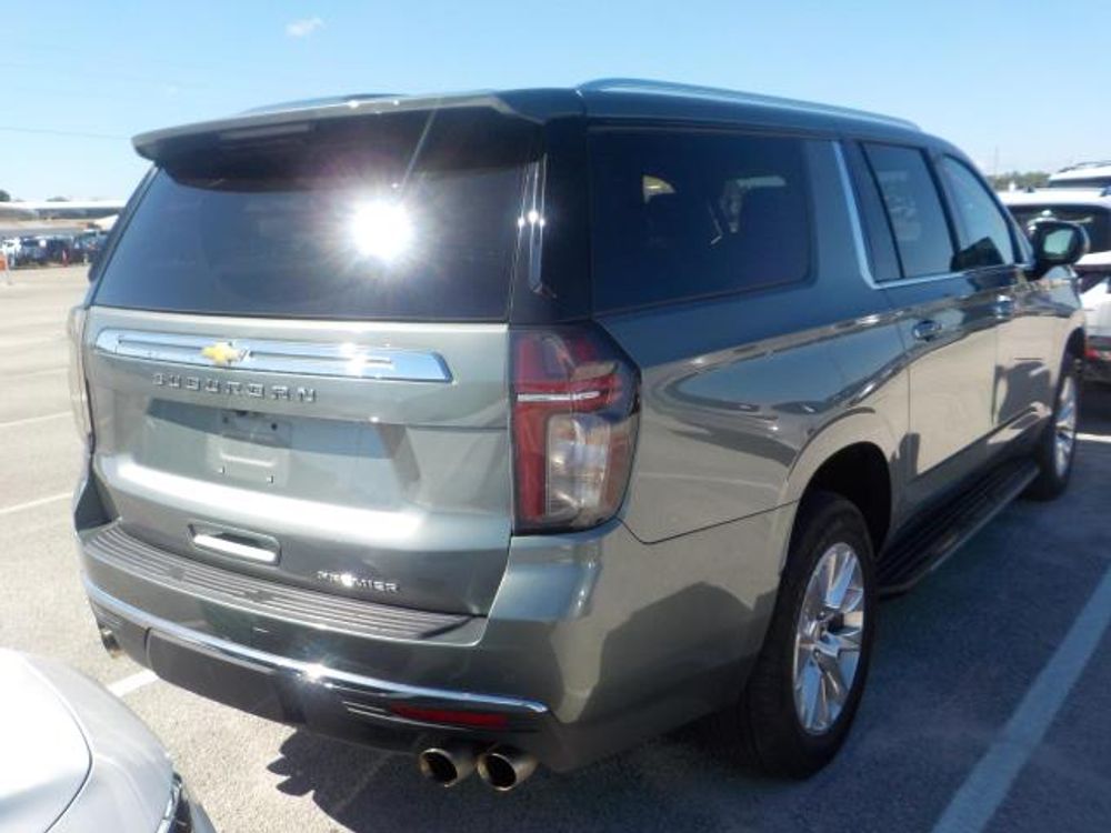 2023 Chevrolet Suburban Premier