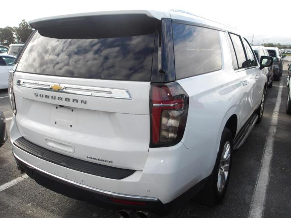 2023 Chevrolet Suburban Premier