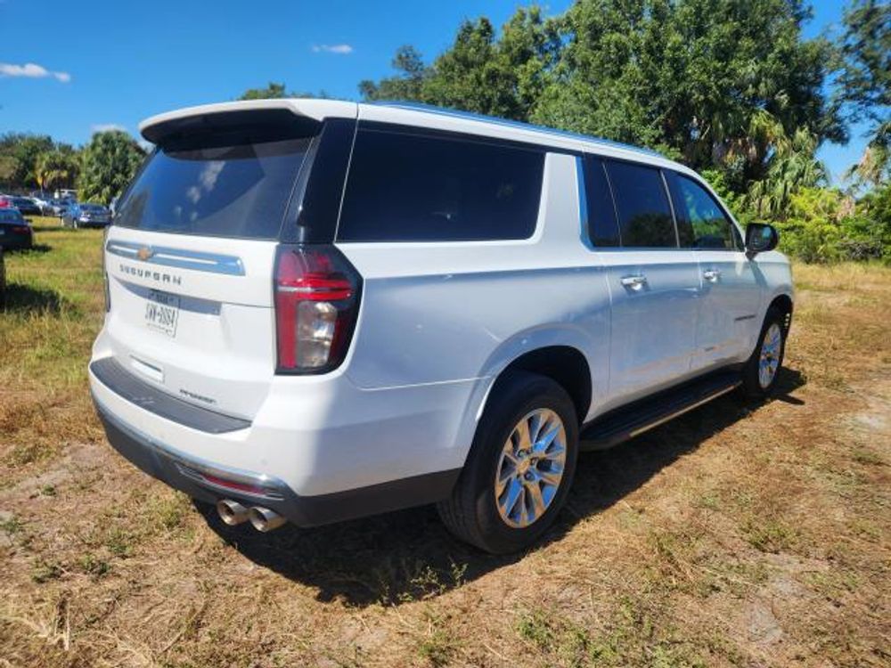 2023 Chevrolet Suburban Premier