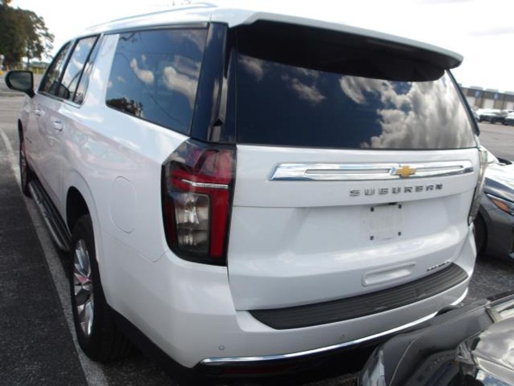 2023 Chevrolet Suburban Premier