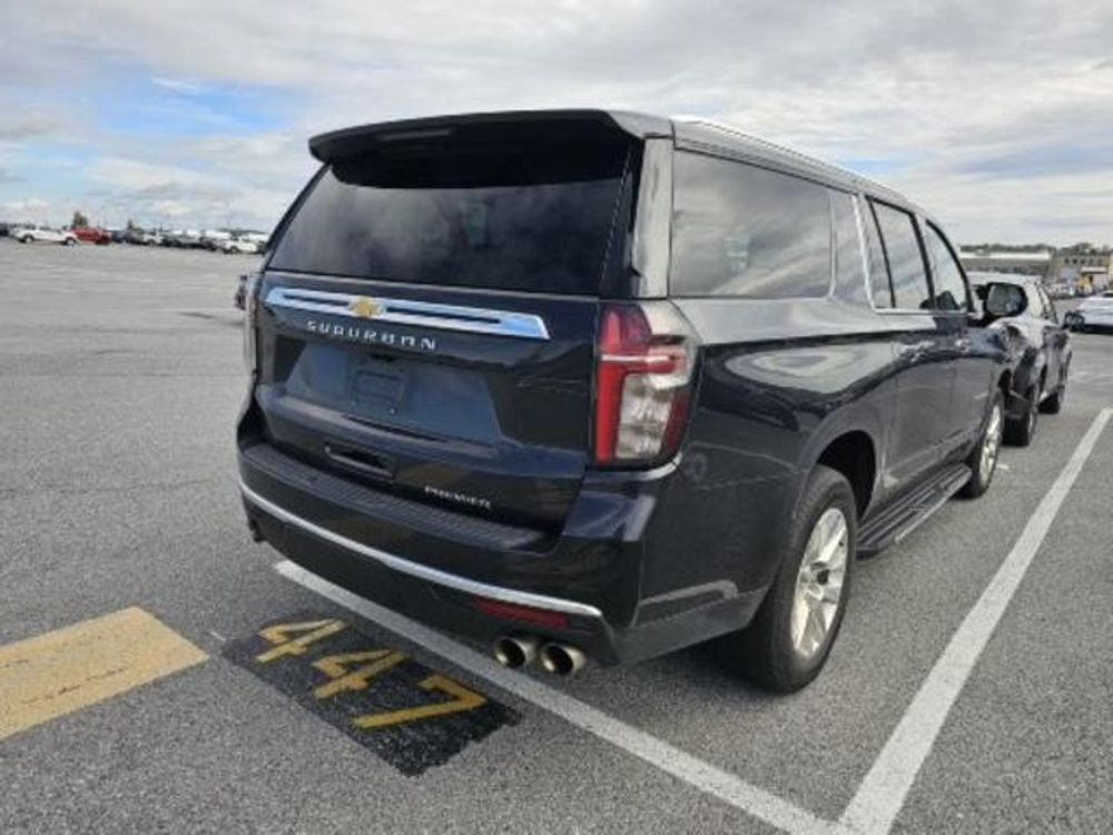 2023 Chevrolet Suburban Premier