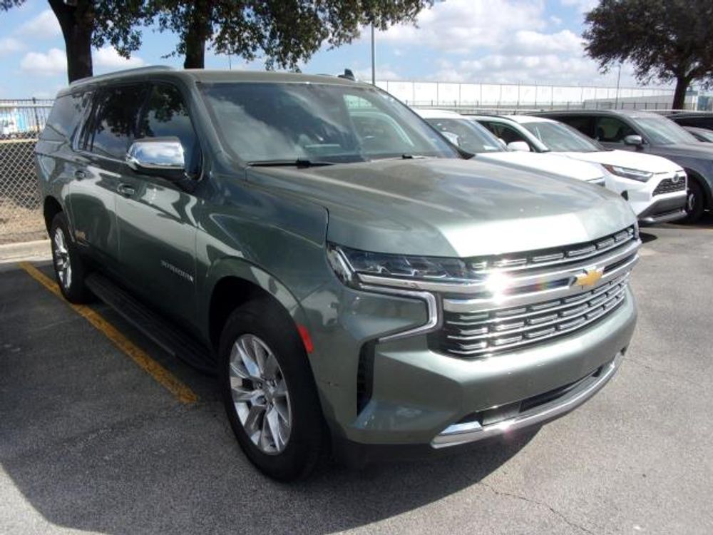 2023 Chevrolet Suburban Premier