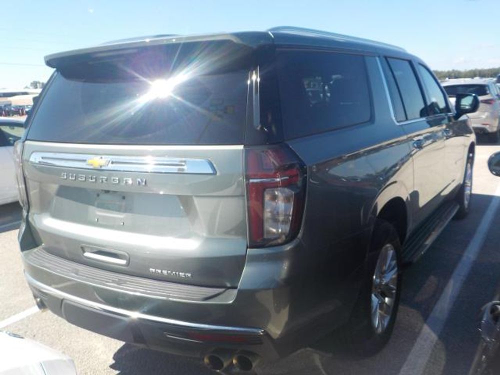 2023 Chevrolet Suburban Premier