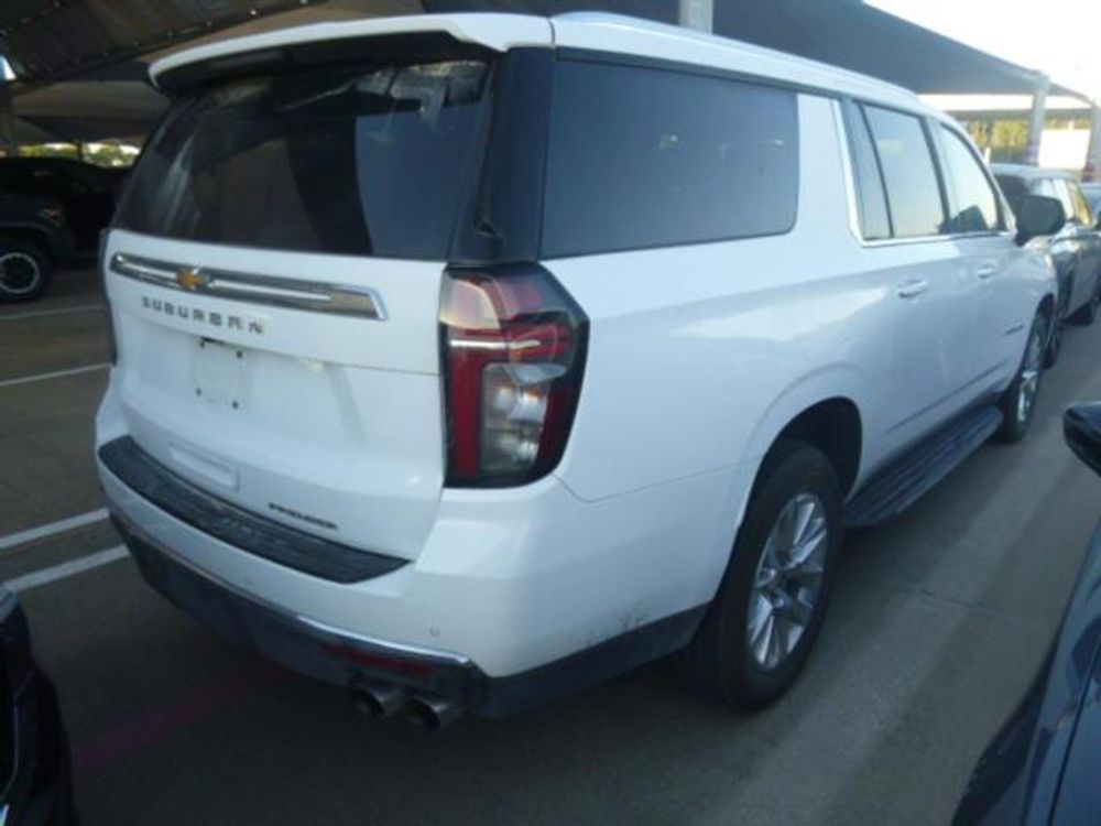 2023 Chevrolet Suburban Premier