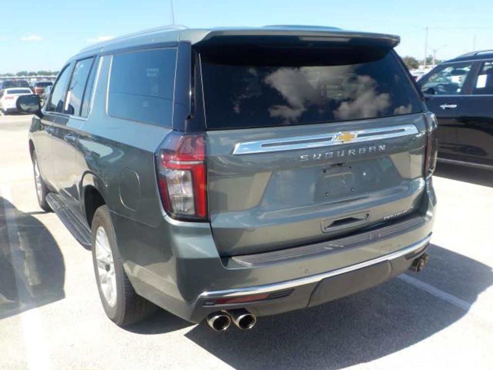 2023 Chevrolet Suburban Premier