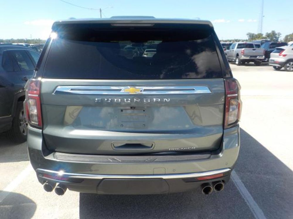 2023 Chevrolet Suburban Premier
