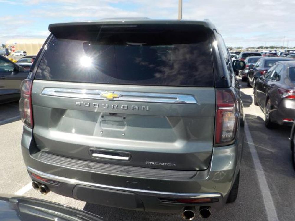 2023 Chevrolet Suburban Premier