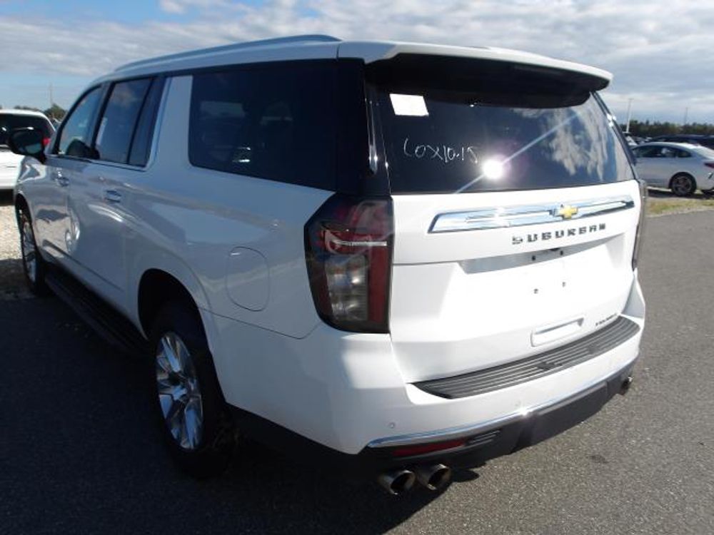 2023 Chevrolet Suburban Premier