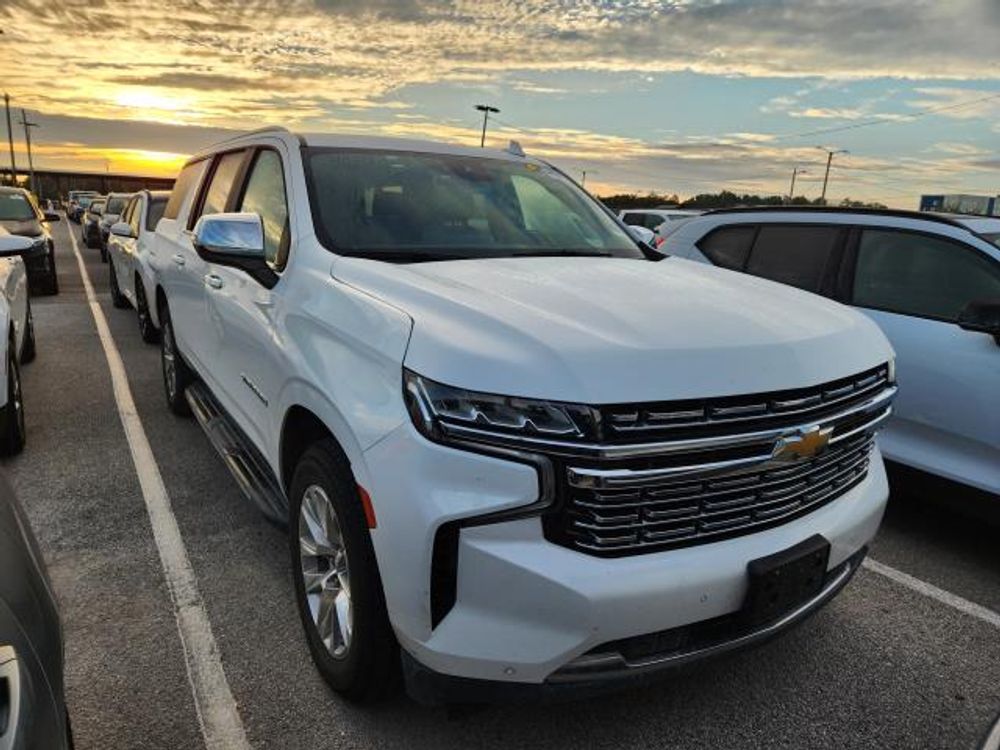 2023 Chevrolet Suburban Premier