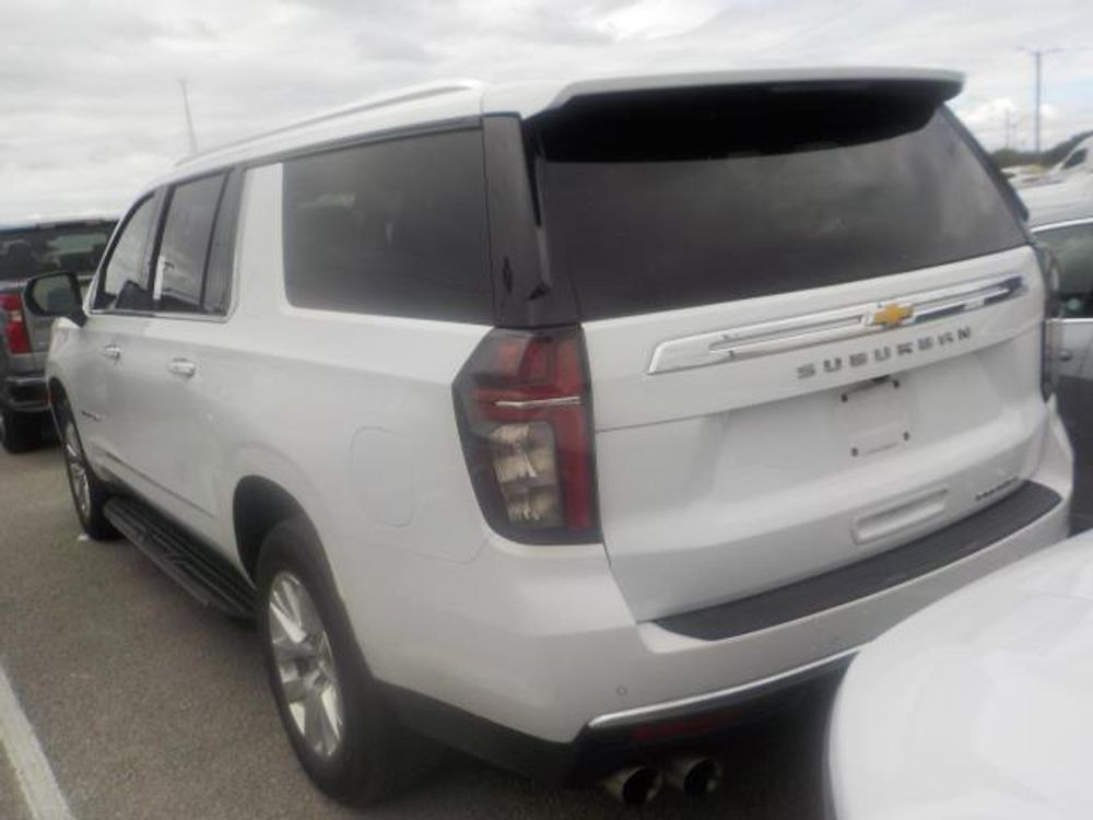 2023 Chevrolet Suburban Premier