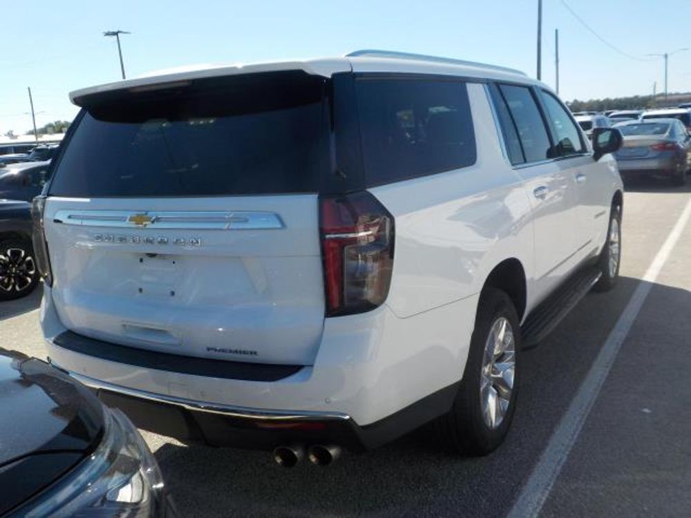 2023 Chevrolet Suburban Premier