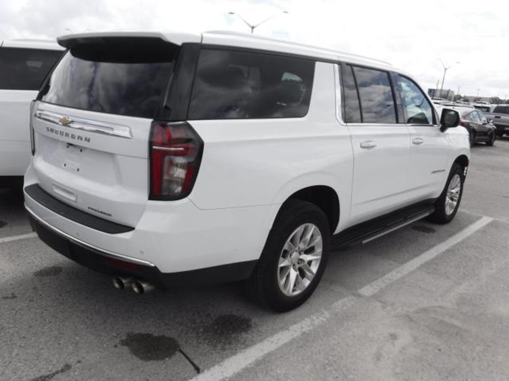 2023 Chevrolet Suburban Premier