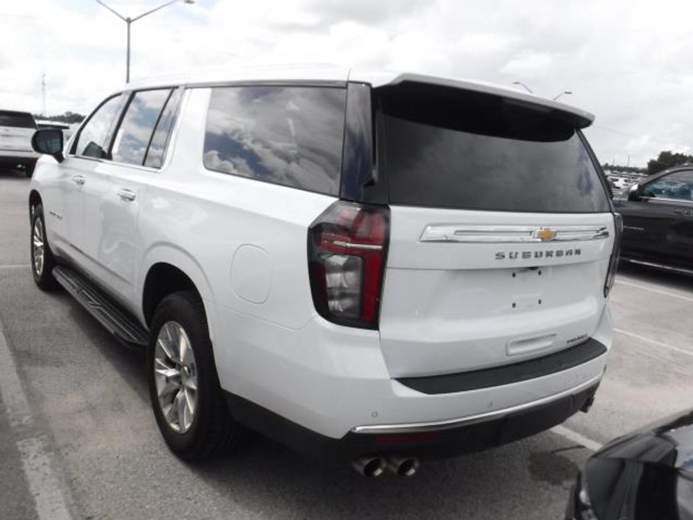 2023 Chevrolet Suburban Premier
