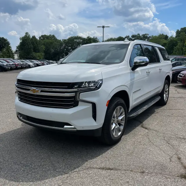2023 Chevrolet Suburban Premier