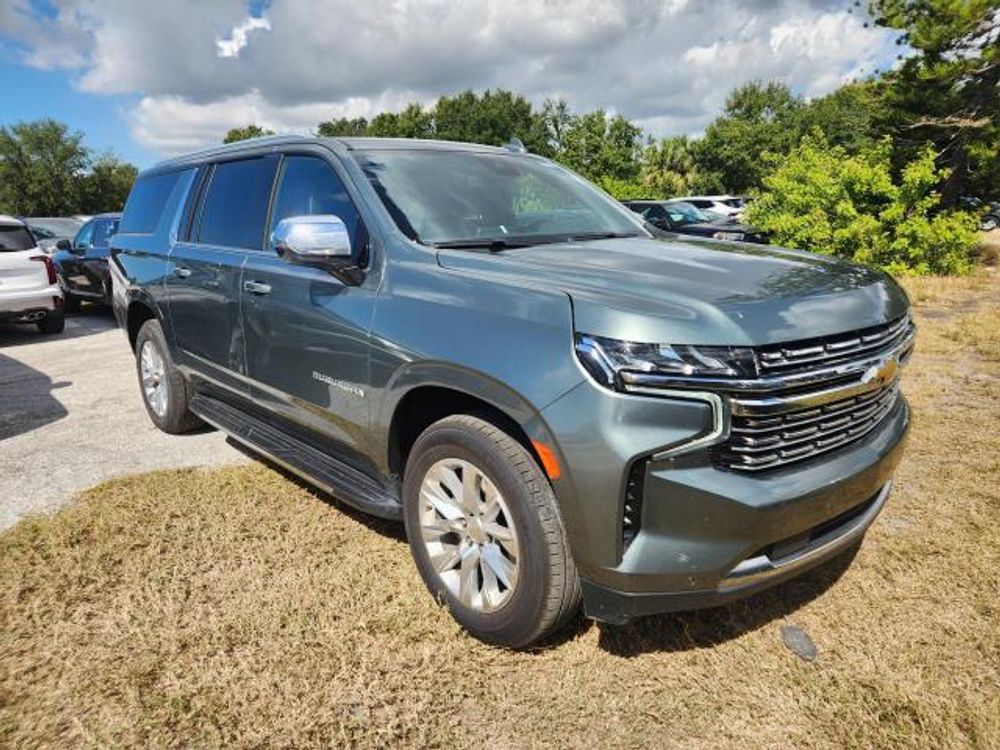 2023 Chevrolet Suburban Premier