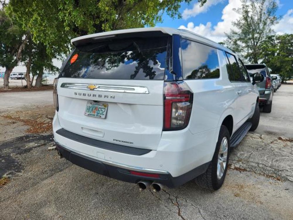 2023 Chevrolet Suburban Premier