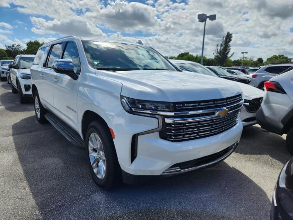 2023 Chevrolet Suburban Premier