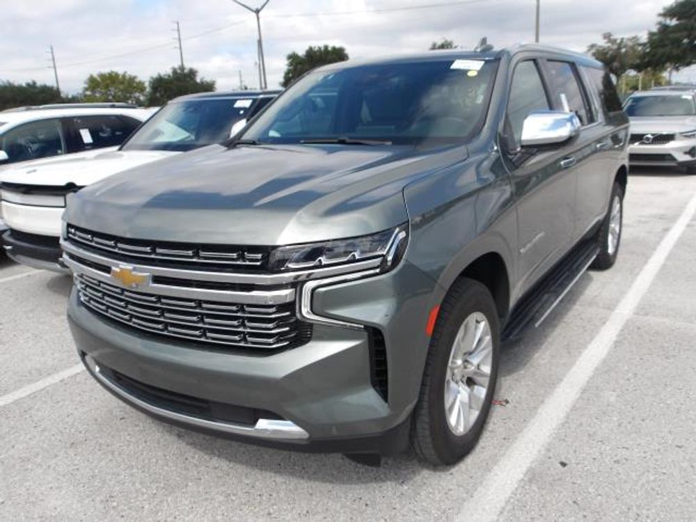 2023 Chevrolet Suburban Premier