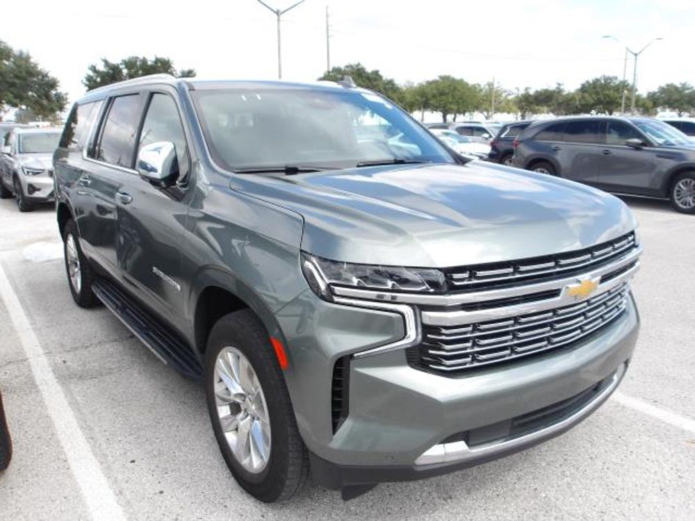 2023 Chevrolet Suburban Premier