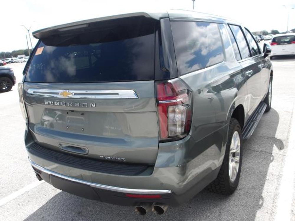 2023 Chevrolet Suburban Premier