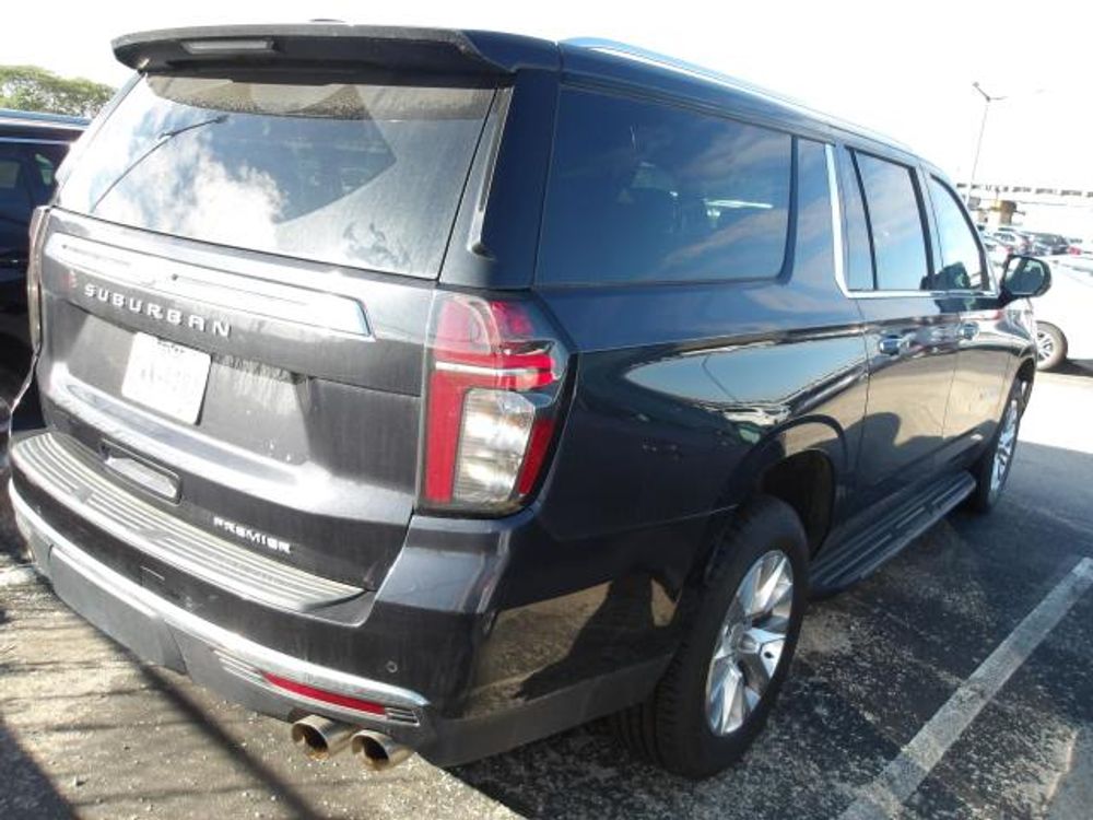 2023 Chevrolet Suburban Premier