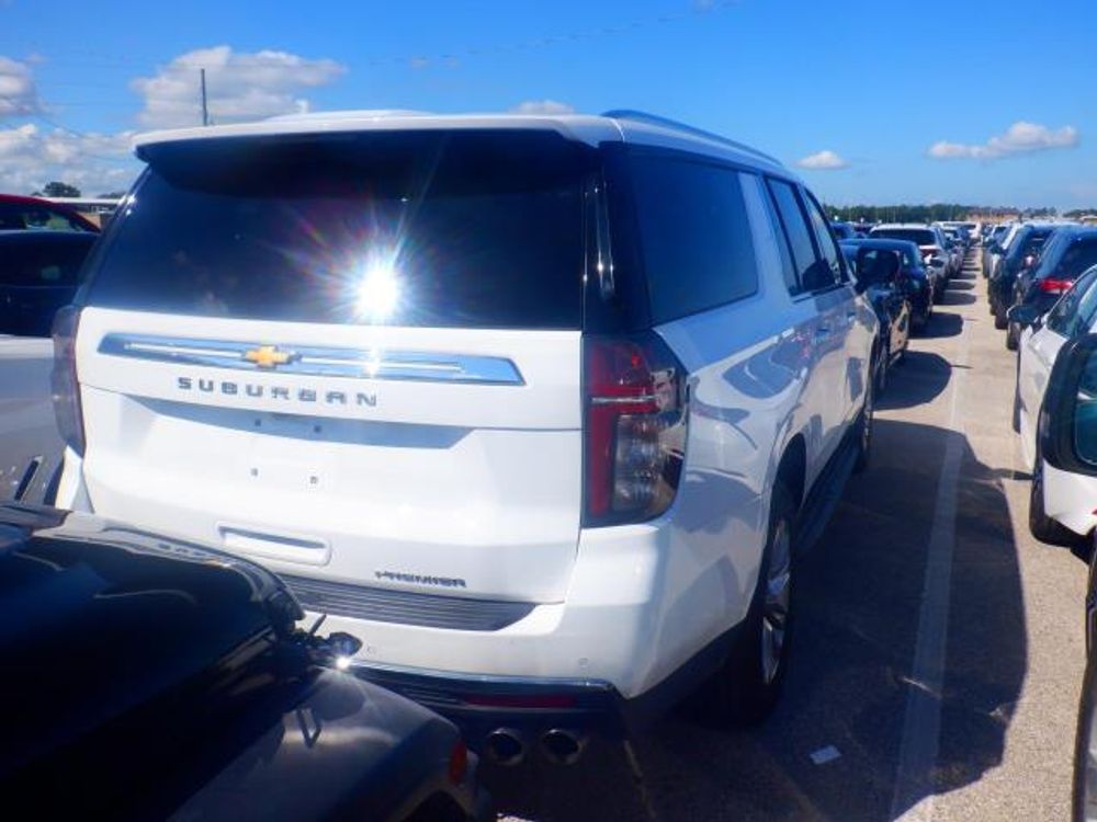 2023 Chevrolet Suburban Premier
