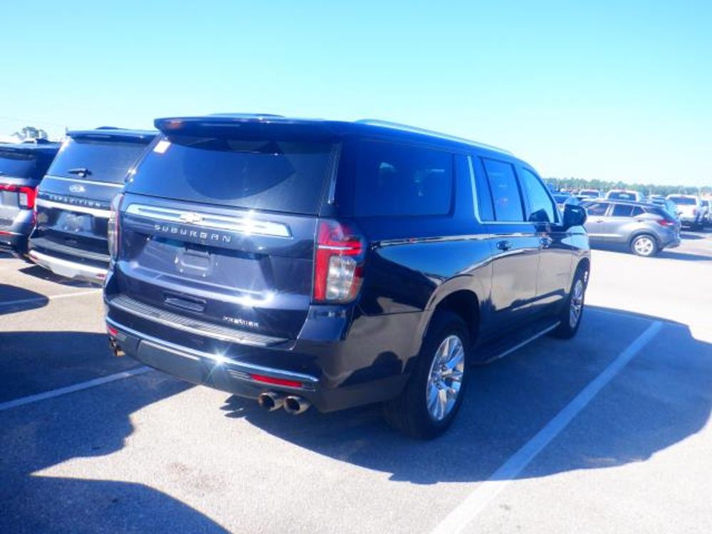 2023 Chevrolet Suburban Premier