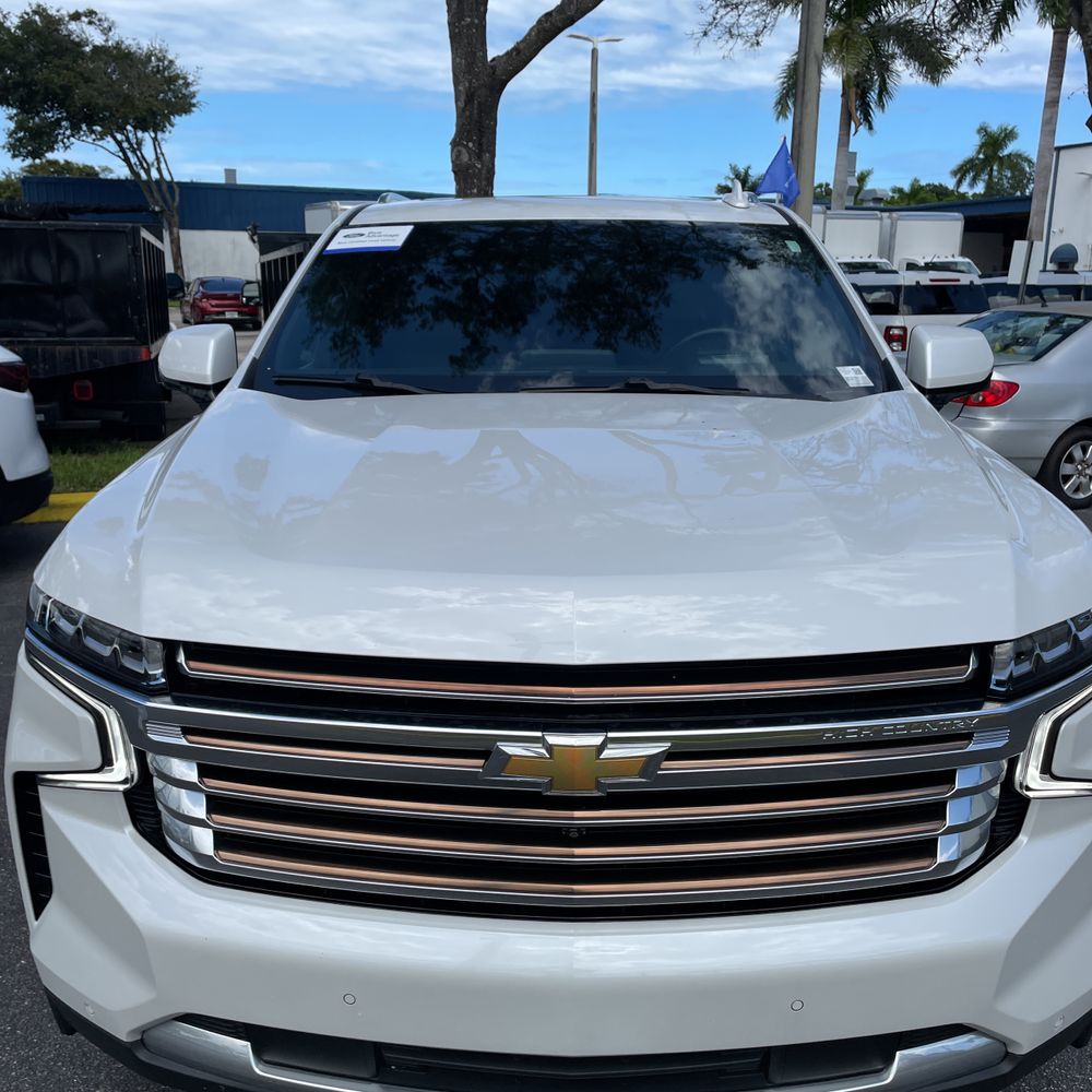 2023 Chevrolet Suburban High Country